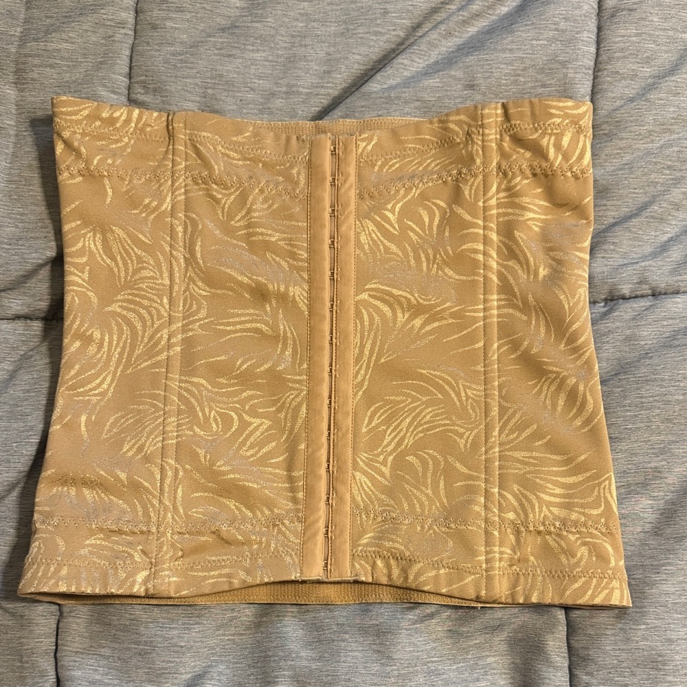 Maidenform Nude Patterned Waist Cincher